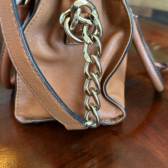 Michael Kors purse - Picture 5 of 10